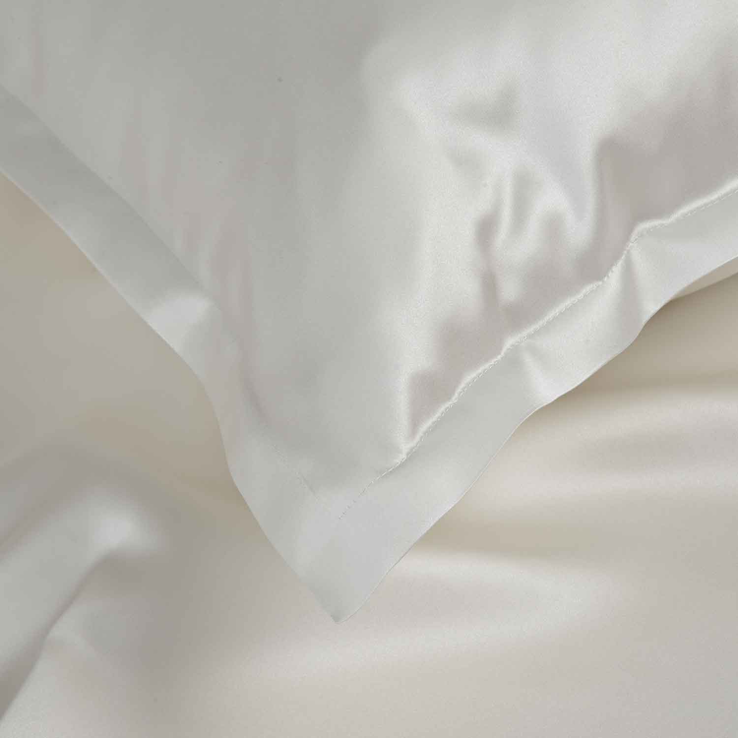 Шелковая наволочка белая