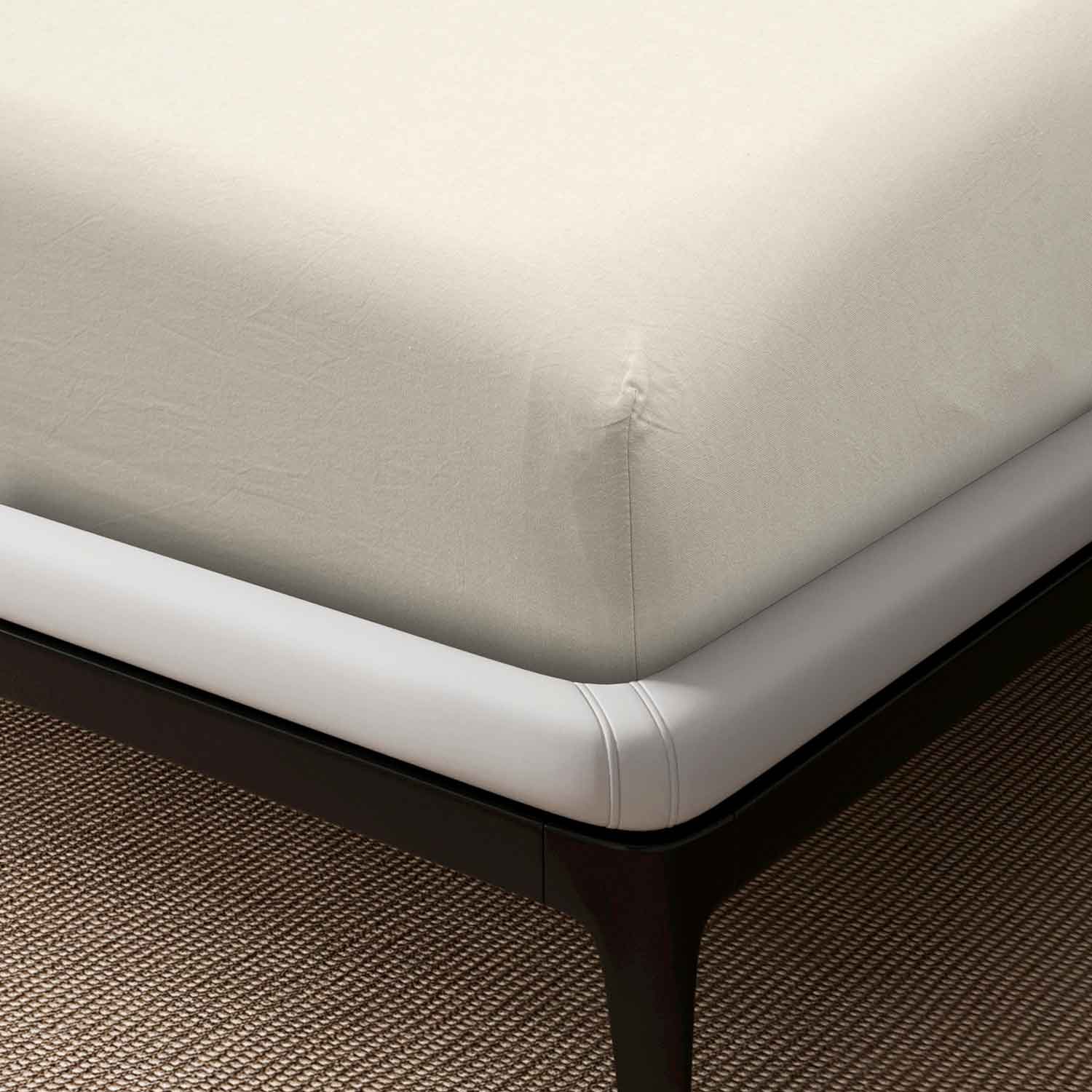 Простыня на резинке "Сканди" белая