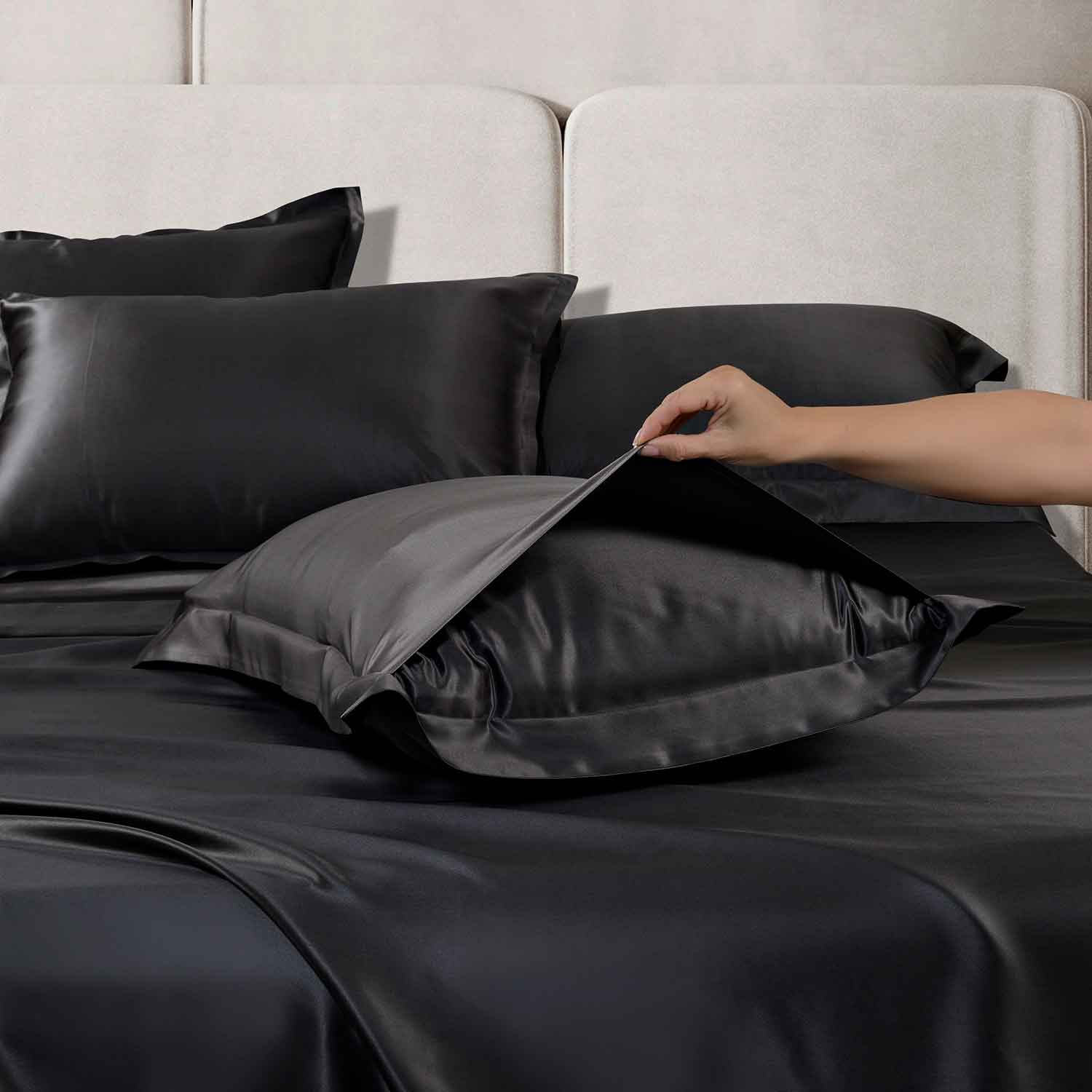 Шелковая наволочка черная