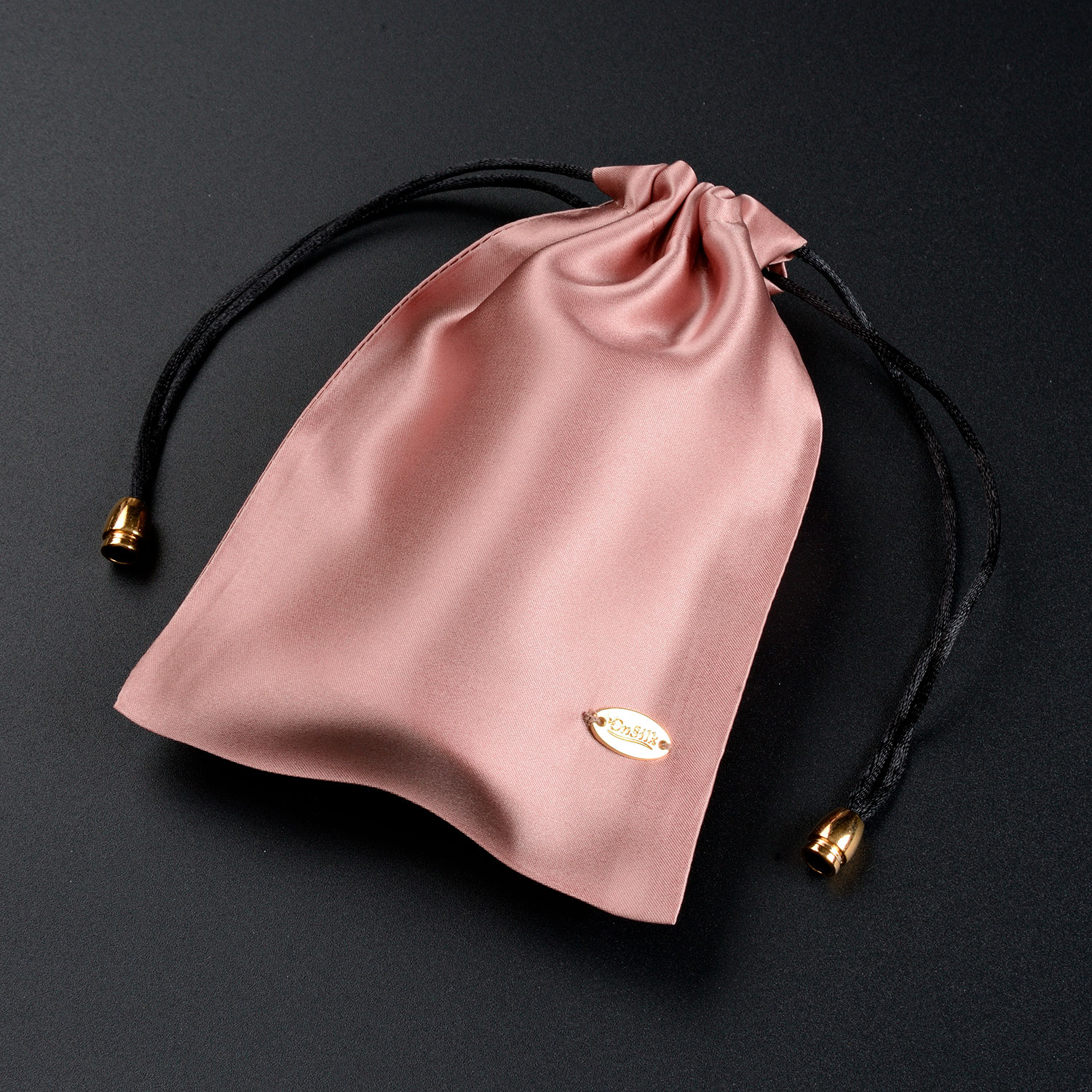 Дорожный набор с шелковой маской для сна "Relax" дымчато-розовая