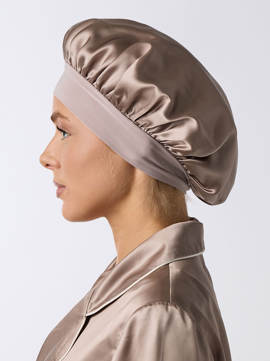 Шелковая шапочка для сна  темно-бежевая