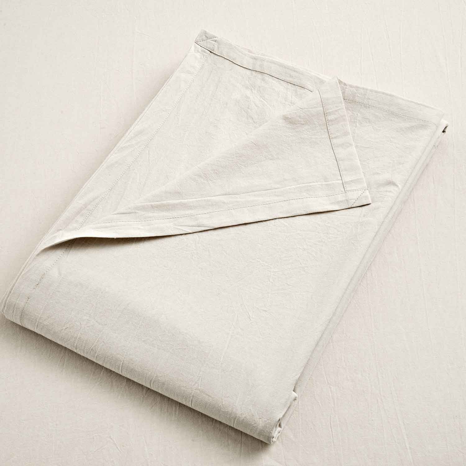 Простыня классическая  "Сканди" белая