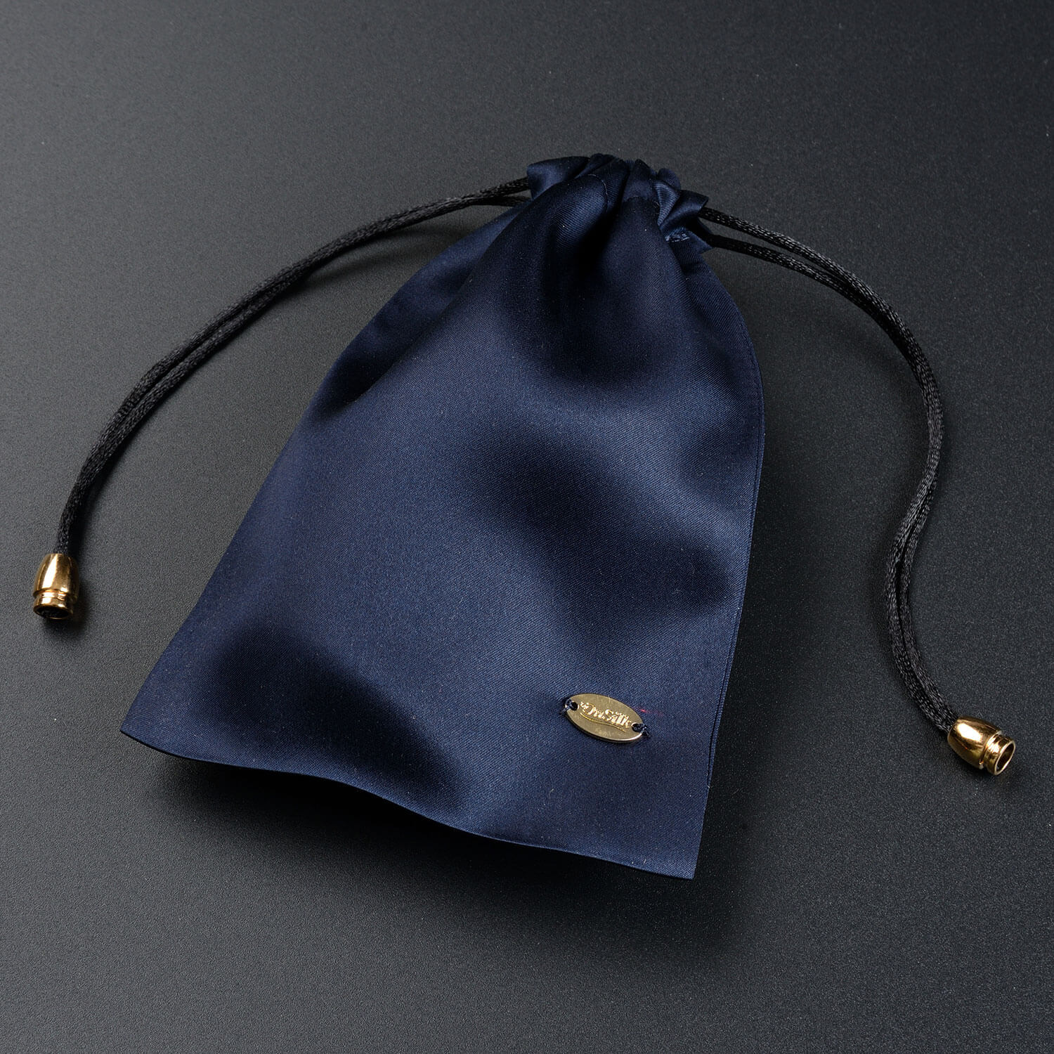 Дорожный набор с шелковой маской для сна "Relax" темно-синяя