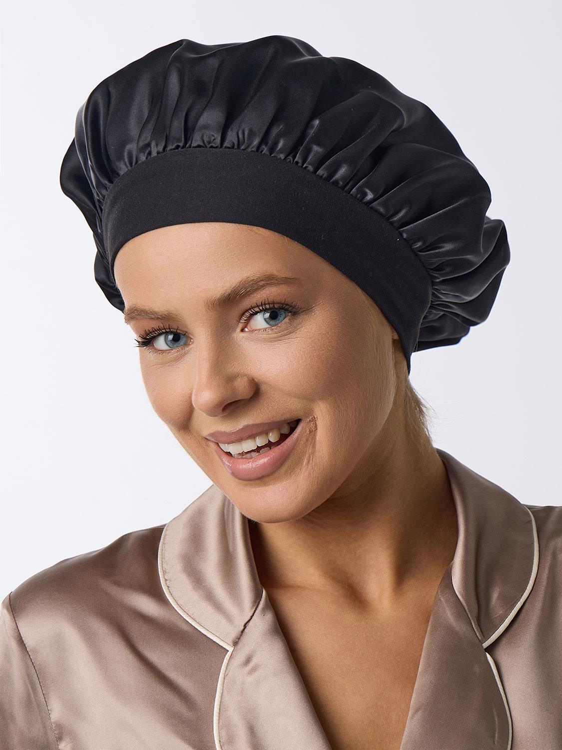 Шелковая шапочка для сна  черная