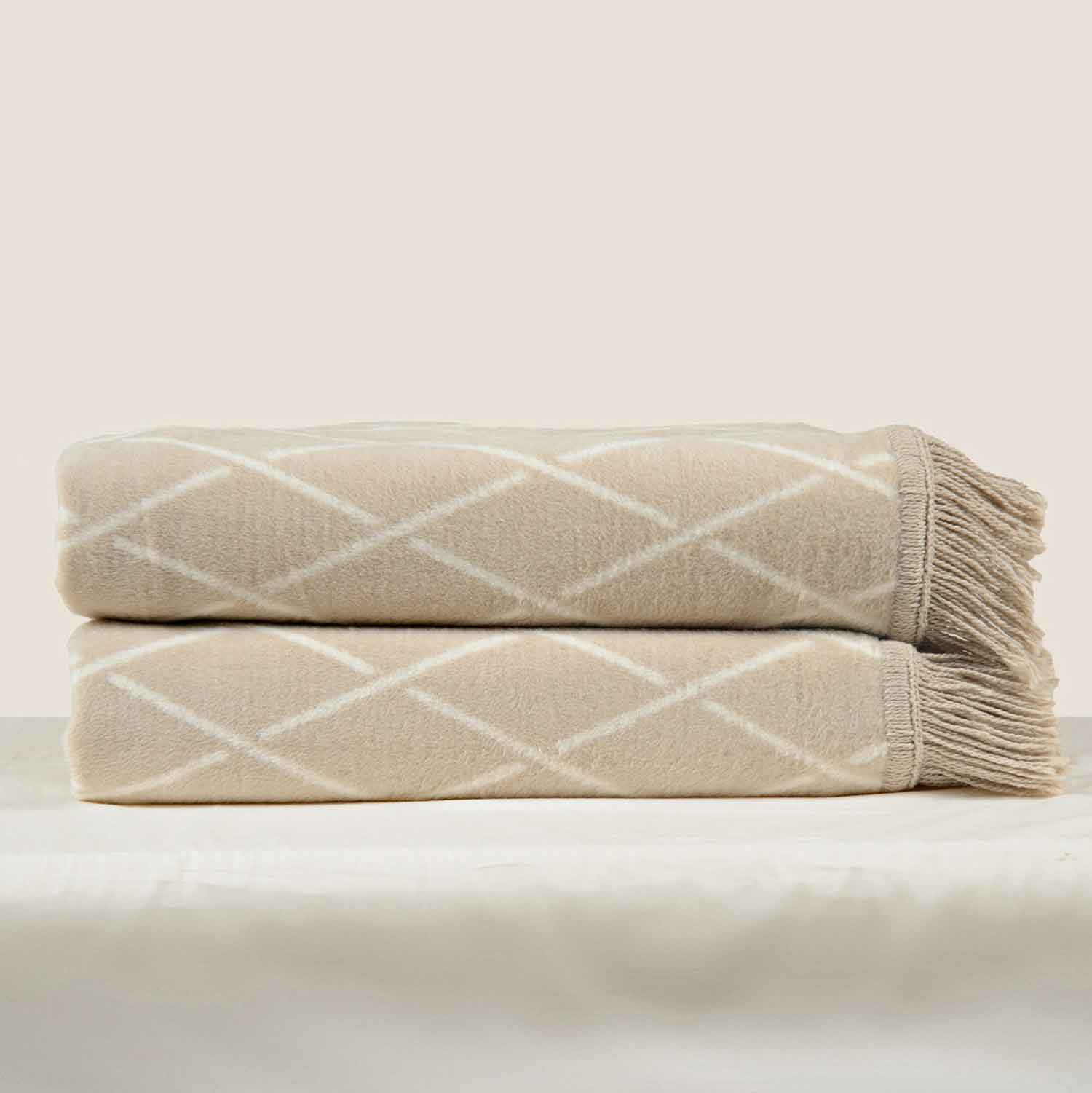 Плед CLAUDI Dias/Naturel