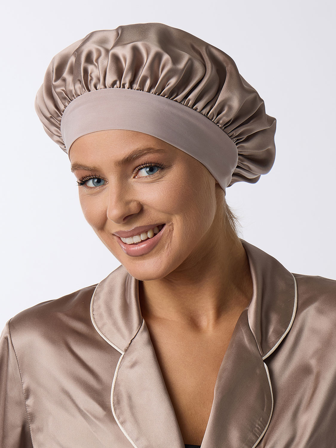 Шелковая шапочка для сна  темно-бежевая